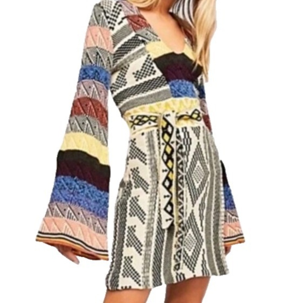 Free People Sweater Dress Sz Medium Patchwork Boho Hippie Bell Sleeve‎ - Picture 3 of 14